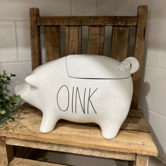 🆕 Rae Dunn | "OINK" Pig 🐖 Canister! - Picture 4 of 10